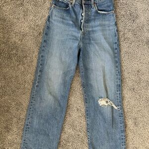 Levi's Light Blue High Rise Women's Jeans Ribcage Straight